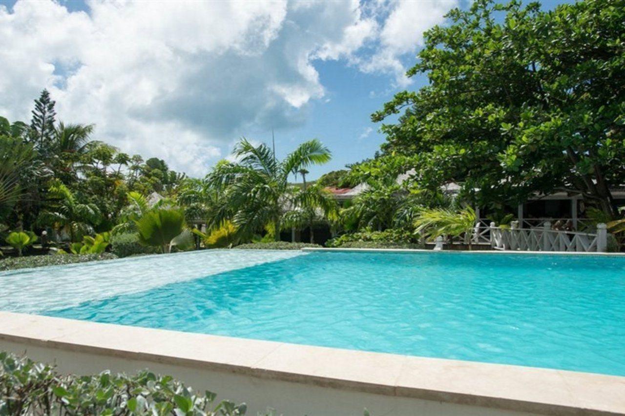 Coconut Beach Club Resort St. John's Exterior photo
