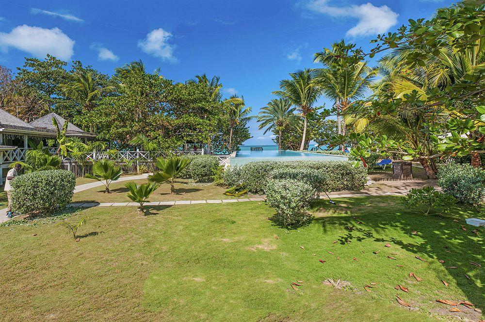 Coconut Beach Club Resort St. John's Exterior photo